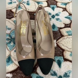Ferragamo shoes size 7